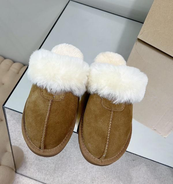 Design wool slippers women 2022 thick sole fur new fur one-piece thick-soled snow boots wrap toe anti-slip warm cotton fuzzy slippers, Khaki
Design wool slippers women 2022 thick sole fur new fur one-piece thick-soled snow boots wrap toe anti-slip warm cotton fuzzy slippers, Khaki