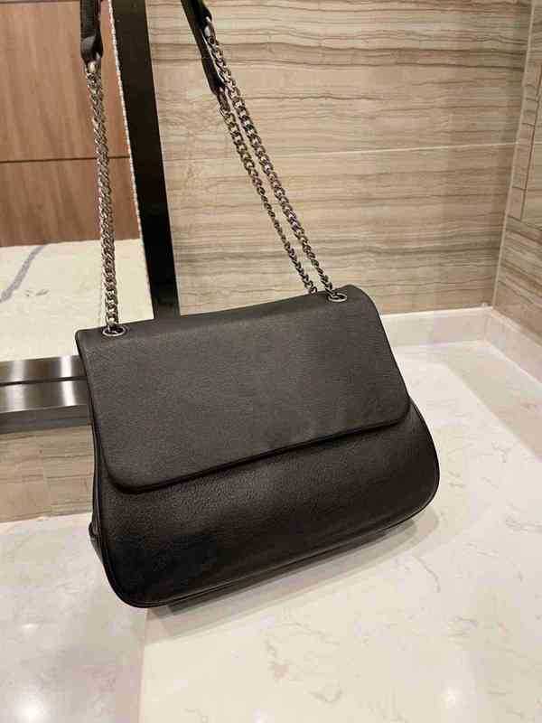 Shopping Bags Shoulder Women Crossbody Messenger Large Capacity Underarm Handbag Metal Chain Soft Fashion Designer Leather Lady Wallet 1104, Black
Shopping Bags Shoulder Women Crossbody Messenger Large Capacity Underarm Handbag Metal Chain Soft Fashion Designer Leather Lady Wallet 1104, Black