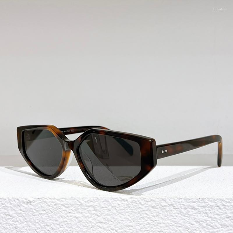 Sunglasses 2022 Top Quality Tortoiseshell Effect Acetate Women Butterfly Vintage Fashion
Sunglasses 2022 Top Quality Tortoiseshell Effect Acetate Women Butterfly Vintage Fashion
