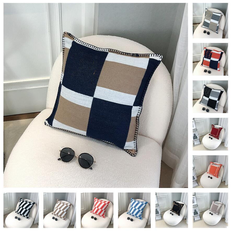 New Designer Cushion Pillow Pillowcase Letter H Print Throw Cushions Pillows Covers Home Textiles HT1734, As picture
New Designer Cushion Pillow Pillowcase Letter H Print Throw Cushions Pillows Covers Home Textiles HT1734, As picture