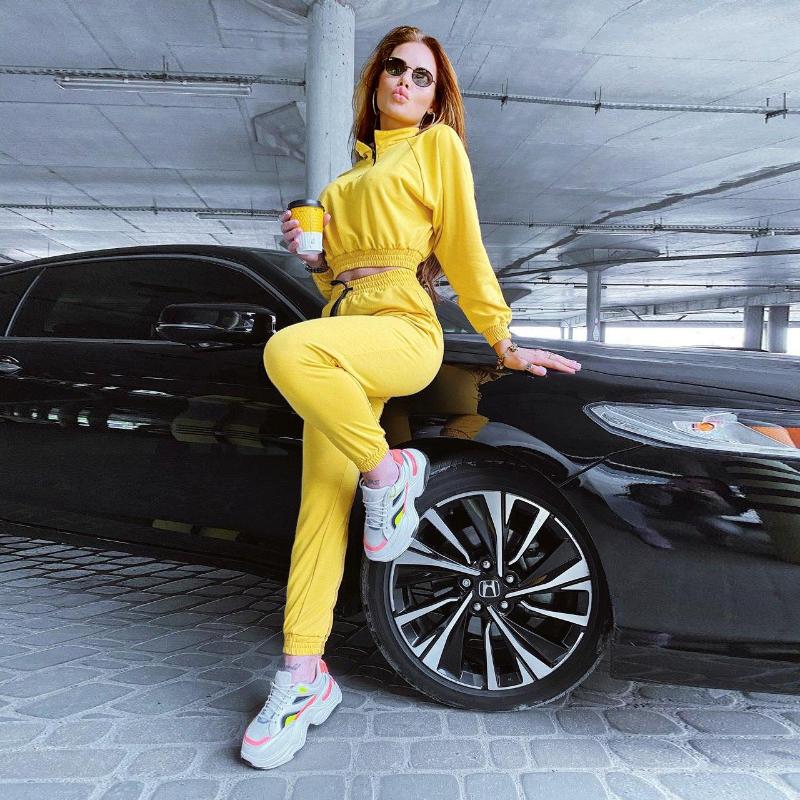 Women' Two Piece Pants 2 Pant Sets For Women Outfit Streetwear Solid Long Sleeve Casual Fashion Hoody Two-piece Suit Jogging Tracksuit, Black
Women' Two Piece Pants 2 Pant Sets For Women Outfit Streetwear Solid Long Sleeve Casual Fashion Hoody Two-piece Suit Jogging Tracksuit, Black