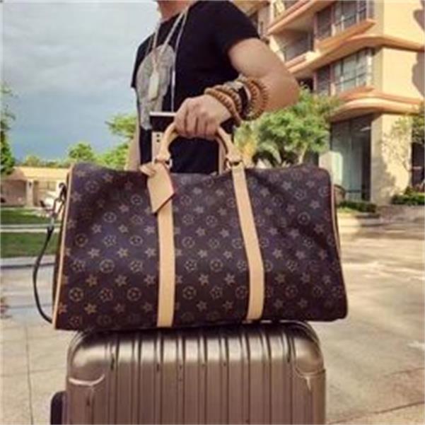 TOP Duffel Bags men women bags brand designer luggage With lock large capacity sport bag, Customize
TOP Duffel Bags men women bags brand designer luggage With lock large capacity sport bag, Customize