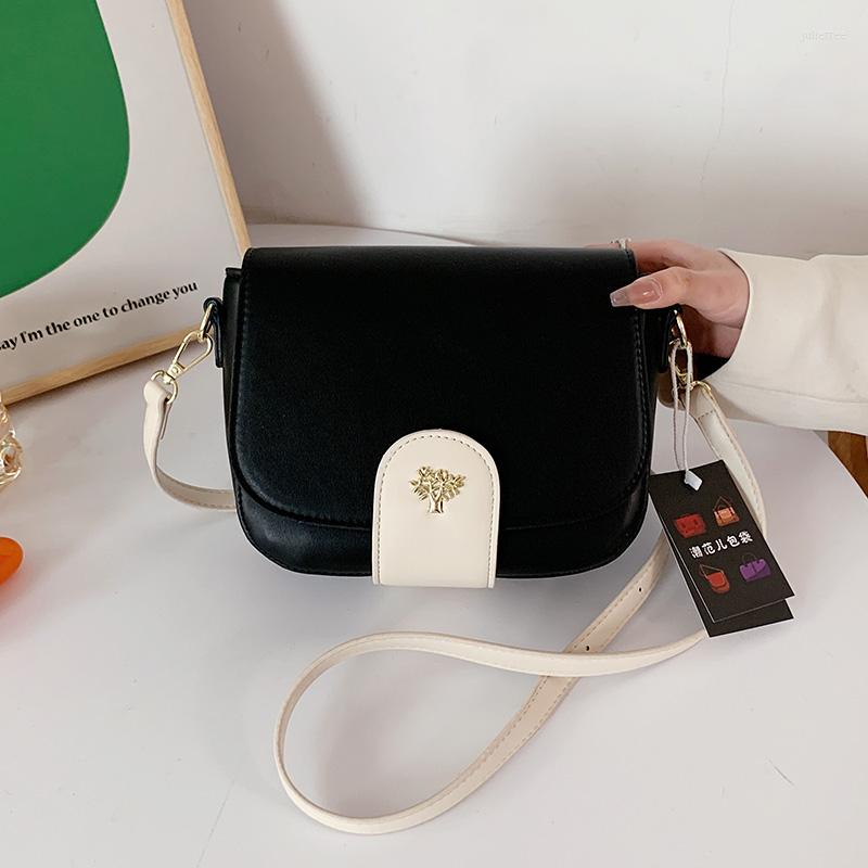 Evening Bags Retro Contrast Color Women's 2022 French Niche Shoulder Spring Texture All-match Messenger, Black
Evening Bags Retro Contrast Color Women's 2022 French Niche Shoulder Spring Texture All-match Messenger, Black