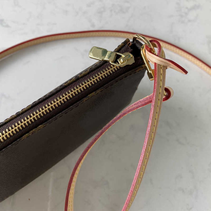 Shoulder Bags 2022 Designers Womens Handbags luxurys lady shoulder bag high quality leather messenger bags classic digram flowers crossbody Chainstrendy, Brown plaid
Shoulder Bags 2022 Designers Womens Handbags luxurys lady shoulder bag high quality leather messenger bags classic digram flowers crossbody Chainstrendy, Brown plaid