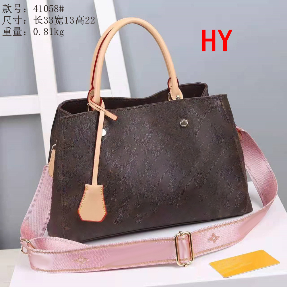 Luxury Tote Shoulder Bag Purse Designer Handbag Messager Bags Brand Crossbody Totes pu leather #41058 Womens Fashion OLD Flower SIZE 33CM Totes PINK, Dust bag
Luxury Tote Shoulder Bag Purse Designer Handbag Messager Bags Brand Crossbody Totes pu leather #41058 Womens Fashion OLD Flower SIZE 33CM Totes PINK, Dust bag