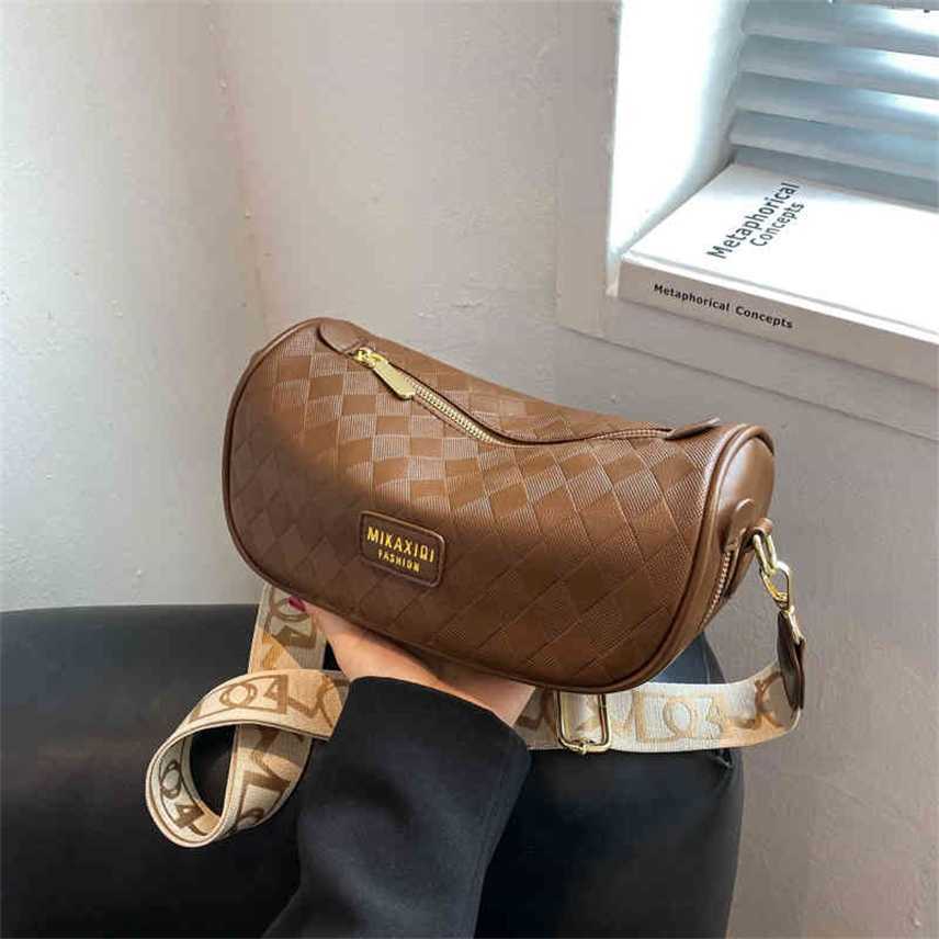 Advanced sense bag women's 2022 new fashion sling one shoulder bag wide shoulder belt casual versatile Crossbody Bag, Black
Advanced sense bag women's 2022 new fashion sling one shoulder bag wide shoulder belt casual versatile Crossbody Bag, Black