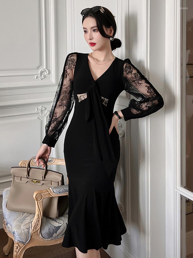 Casual Dresses Elegant Vintage Midi For Women 2022 Black Sheer Lace Patchwork Slim Trumpet Dress Bandage Long Sleeve Party Lady Clothes
Casual Dresses Elegant Vintage Midi For Women 2022 Black Sheer Lace Patchwork Slim Trumpet Dress Bandage Long Sleeve Party Lady Clothes