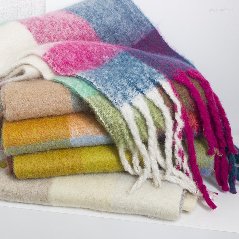 Scarves Luxury Lady Plaid Scarf Women Neck Head Fashion Casual Warm Tassel Cashmere Ladies Shawls
Scarves Luxury Lady Plaid Scarf Women Neck Head Fashion Casual Warm Tassel Cashmere Ladies Shawls