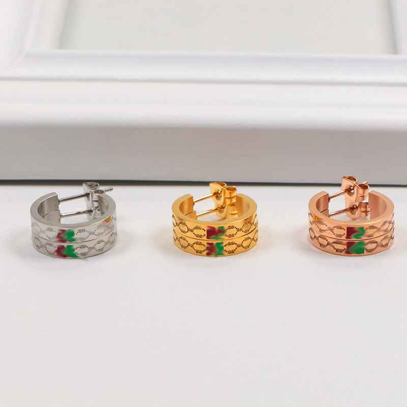 10 years factory wholesale new fashion semicircle G letter gold silver rose plated with 18K gold titanium earrings couples gifts with dust bag
10 years factory wholesale new fashion semicircle G letter gold silver rose plated with 18K gold titanium earrings couples gifts with dust bag