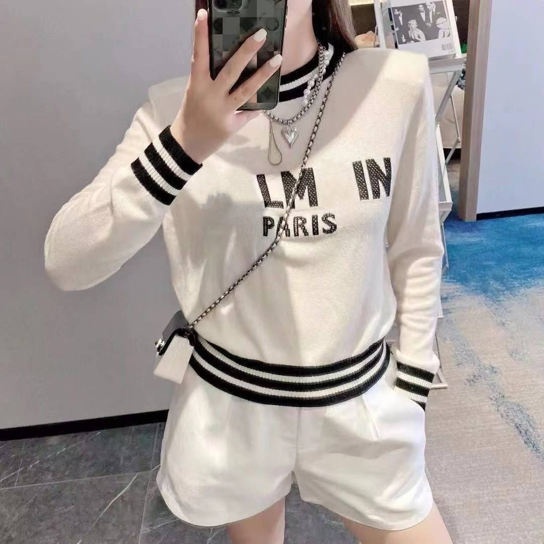Women's Sweaters Bal man Splice Stripe Letter Luxury Knitwear Round Neck Long Sleeve Women's Undercoat loose Coat, White
Women's Sweaters Bal man Splice Stripe Letter Luxury Knitwear Round Neck Long Sleeve Women's Undercoat loose Coat, White