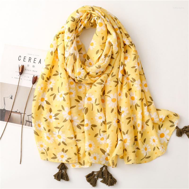 Scarves 2022 Women Fashion Brand Chrysanthemum Floral Viscose Shawl Scarf Lady Print Tassel Wrap Pashminas Sjaal Muslim Hijab 180 90Cm
Scarves 2022 Women Fashion Brand Chrysanthemum Floral Viscose Shawl Scarf Lady Print Tassel Wrap Pashminas Sjaal Muslim Hijab 180 90Cm