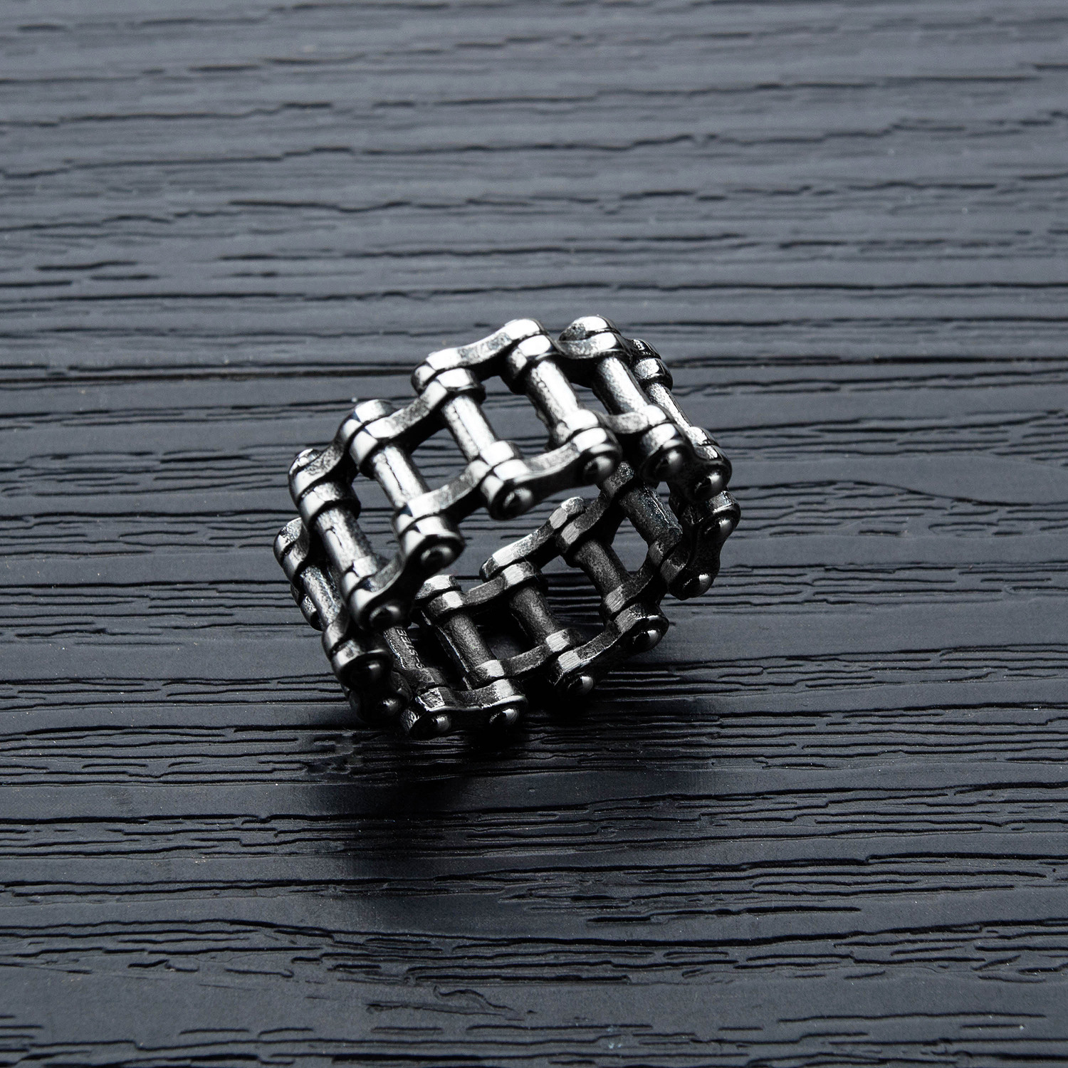 Vintage bicycle chain opening ring mens rings classic men Titanium steel designer for women luxury gifts woman girl jewlery
Vintage bicycle chain opening ring mens rings classic men Titanium steel designer for women luxury gifts woman girl jewlery