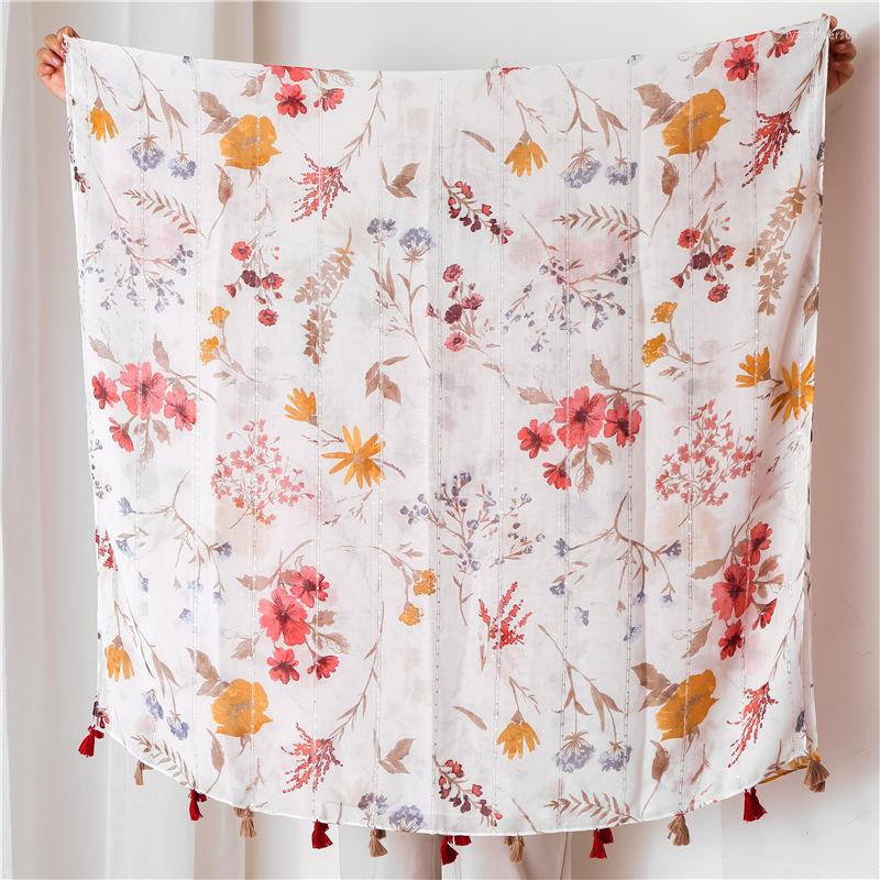 Scarves 2022 Fashion Spring Women Cotton Scarf Flower Beach Hijab Vintage Shawls And Wraps Female Foulard Echarpe Designer Bandana
Scarves 2022 Fashion Spring Women Cotton Scarf Flower Beach Hijab Vintage Shawls And Wraps Female Foulard Echarpe Designer Bandana