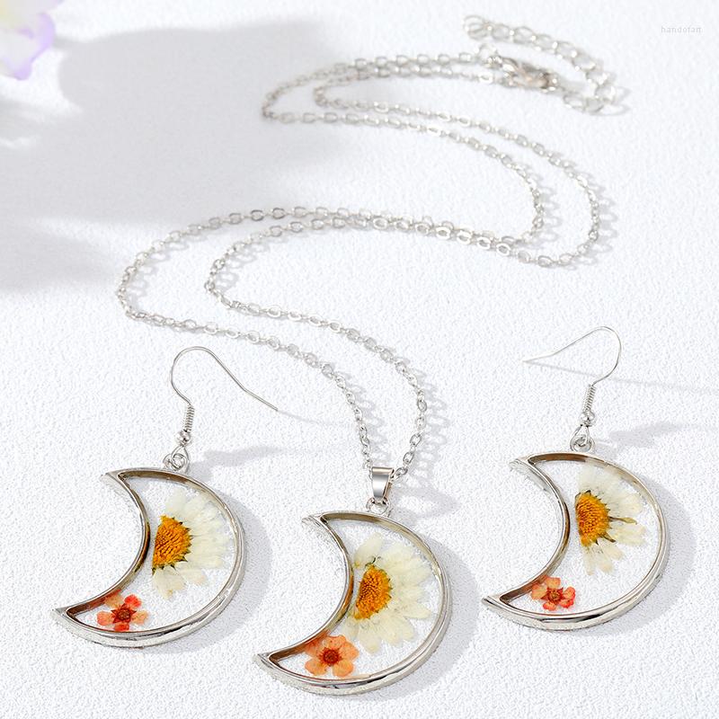 Pendant Necklaces Moon Natural Eternal Dried Flower Necklace For Women Gift Trendy Immortal Real Plant Earring Party Wedding Jewelry
Pendant Necklaces Moon Natural Eternal Dried Flower Necklace For Women Gift Trendy Immortal Real Plant Earring Party Wedding Jewelry