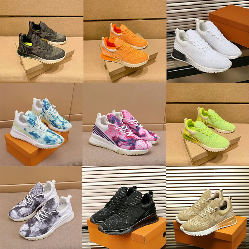 2022 men's leisure running shoes three-layer black-and-white Oreo barely dustproof photo Blue University thick bottom L shoes outdoor sports top mesh cloth, Dark grey
2022 men's leisure running shoes three-layer black-and-white Oreo barely dustproof photo Blue University thick bottom L shoes outdoor sports top mesh cloth, Dark grey