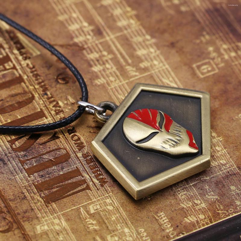Pendant Necklaces Anime BLEACH Necklace Kurosaki Ichigo Alloy Agent Pass Mask Chains For Men Women Cosplay Jewelry Wholesale
Pendant Necklaces Anime BLEACH Necklace Kurosaki Ichigo Alloy Agent Pass Mask Chains For Men Women Cosplay Jewelry Wholesale