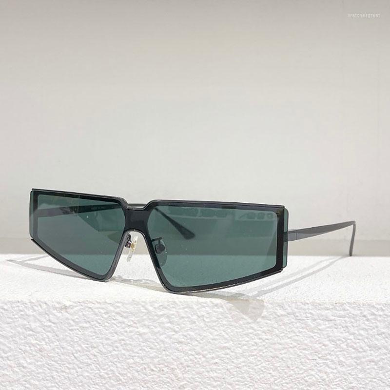 Sunglasses 2022 Black Metal Rectangular Frame Women And Man Fashion Punk With Holographic Mirrored
Sunglasses 2022 Black Metal Rectangular Frame Women And Man Fashion Punk With Holographic Mirrored