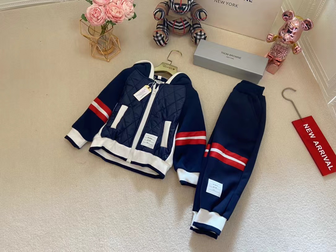 youth boy clothe set kid designer summer clothing sets blue color t-shirt and pants toddler boys clothes wholesale 2022
youth boy clothe set kid designer summer clothing sets blue color t-shirt and pants toddler boys clothes wholesale 2022
