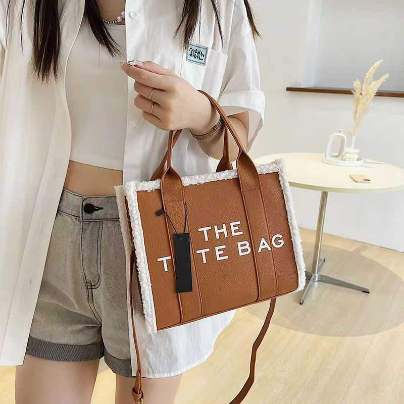 Marc Jocobs Totes Bags Marc Jocob Bags Neverfuull PM MM GM Designer Bags Tote Bag Handbag Crossbody Shoulder Bag Card Holder Fanny Packs Zhouzhoubao123 QLUN, No bag
Marc Jocobs Totes Bags Marc Jocob Bags Neverfuull PM MM GM Designer Bags Tote Bag Handbag Crossbody Shoulder Bag Card Holder Fanny Packs Zhouzhoubao123 QLUN, No bag