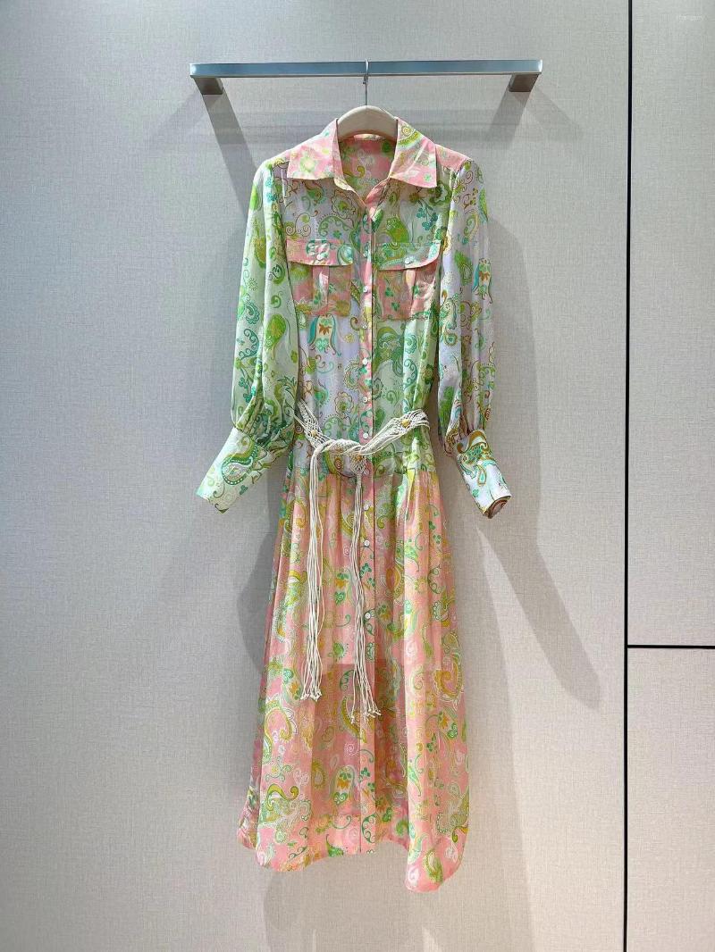 Casual Dresses Fyion Fashion Runway 2022 Summer Long Dress Women Design Flowers Print Color Patchwork Belt High Single Breasted, As photo
Casual Dresses Fyion Fashion Runway 2022 Summer Long Dress Women Design Flowers Print Color Patchwork Belt High Single Breasted, As photo