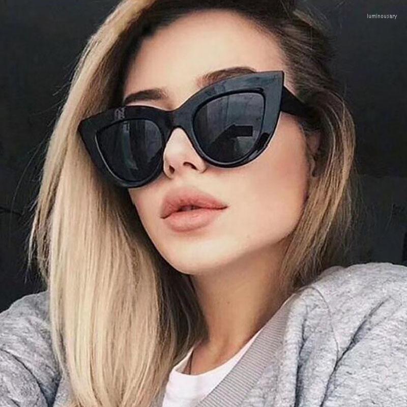 Sunglasses 2022 Euro-American Explosive Ocean Sheet Integrated Mirror Candy-colored Raised Nose Tidal Metal Hinges
Sunglasses 2022 Euro-American Explosive Ocean Sheet Integrated Mirror Candy-colored Raised Nose Tidal Metal Hinges