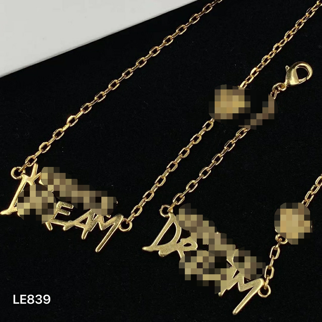 Fashion Classic Medusa colorful letters Pendants Women's Bracelet Necklace Stud Earring Sets Brass colour diamonds dream Ladies Designer Jewelry MS12 -S8