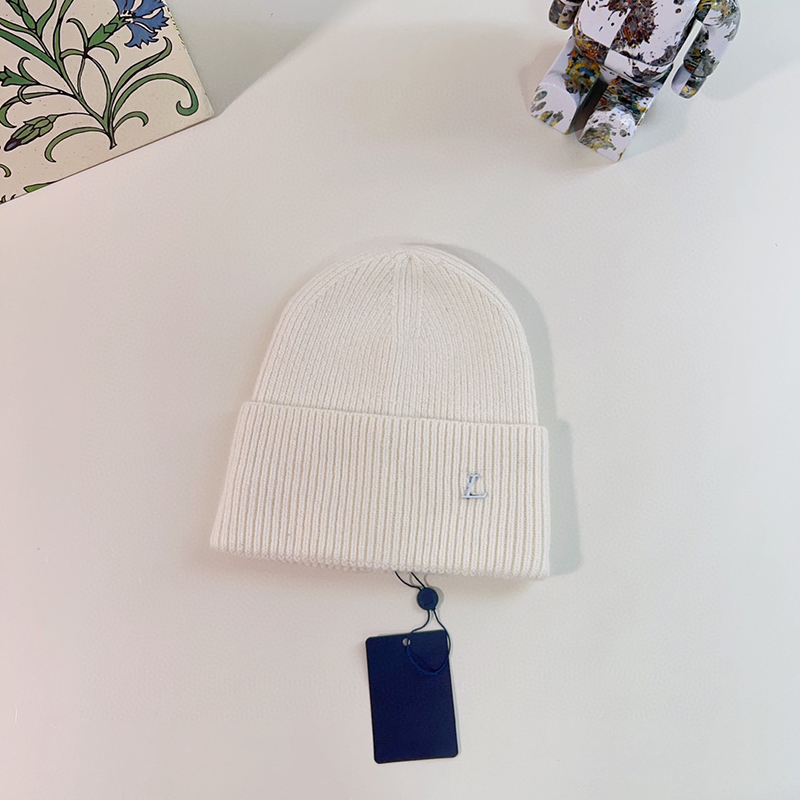 beanie Luxury designer winter hat bonnet made of soft rabbit down for men and women warm and fashionable knitted hats is great very good nice, No.2
beanie Luxury designer winter hat bonnet made of soft rabbit down for men and women warm and fashionable knitted hats is great very good nice, No.2