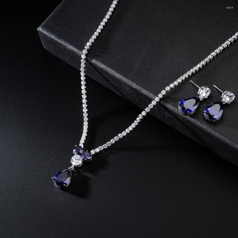 Necklace Earrings Set RAKOL Fashion Water Drop Cubic Zirconia Pendant For Women Brides Wedding Dress Accessories, Picture shown
Necklace Earrings Set RAKOL Fashion Water Drop Cubic Zirconia Pendant For Women Brides Wedding Dress Accessories, Picture shown