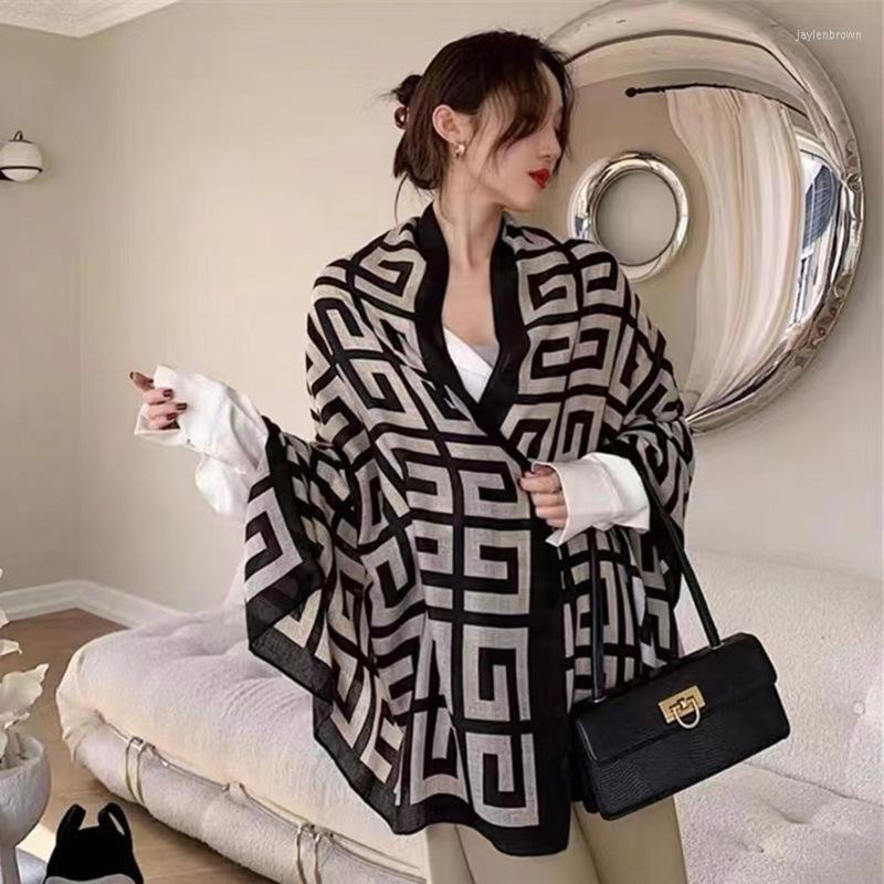 Bandanas 2022 Designer Scarf Men Fashion Geometric Striped Scarves Women Warm Shawl Bandana Pashmina Wraps Bufanda Mujer
Bandanas 2022 Designer Scarf Men Fashion Geometric Striped Scarves Women Warm Shawl Bandana Pashmina Wraps Bufanda Mujer