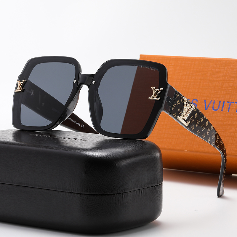 MASCOT Louis Vuitton LV 1868 classic Popular sunglasses Retro Vintage shiny gold Summer unisex Style UV400 Eyewear come With box 1868 sunglasses
MASCOT Louis Vuitton LV 1868 classic Popular sunglasses Retro Vintage shiny gold Summer unisex Style UV400 Eyewear come With box 1868 sunglasses