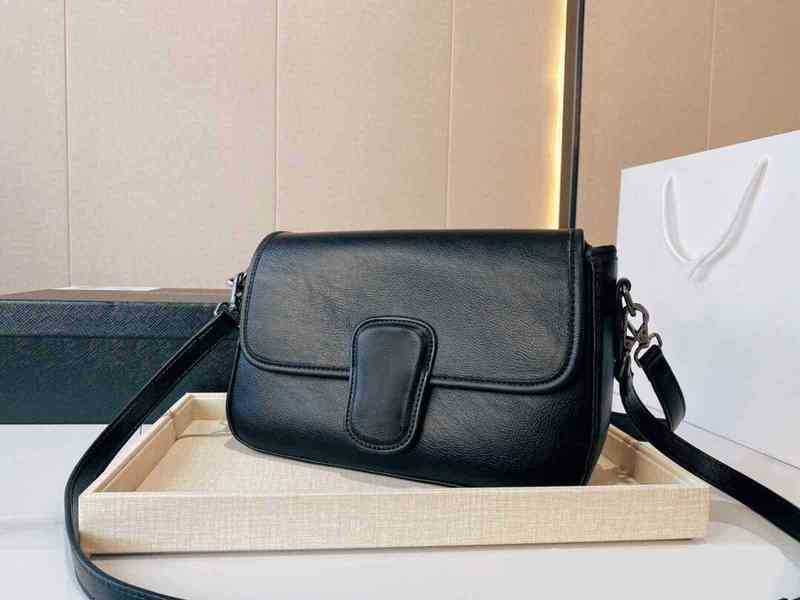 Shopping Bags Shoulder Women Crossbody Messenger High Quality Soft Handbag Fashion Genuine Leather Purses Lady Wallet 1104, Black
Shopping Bags Shoulder Women Crossbody Messenger High Quality Soft Handbag Fashion Genuine Leather Purses Lady Wallet 1104, Black