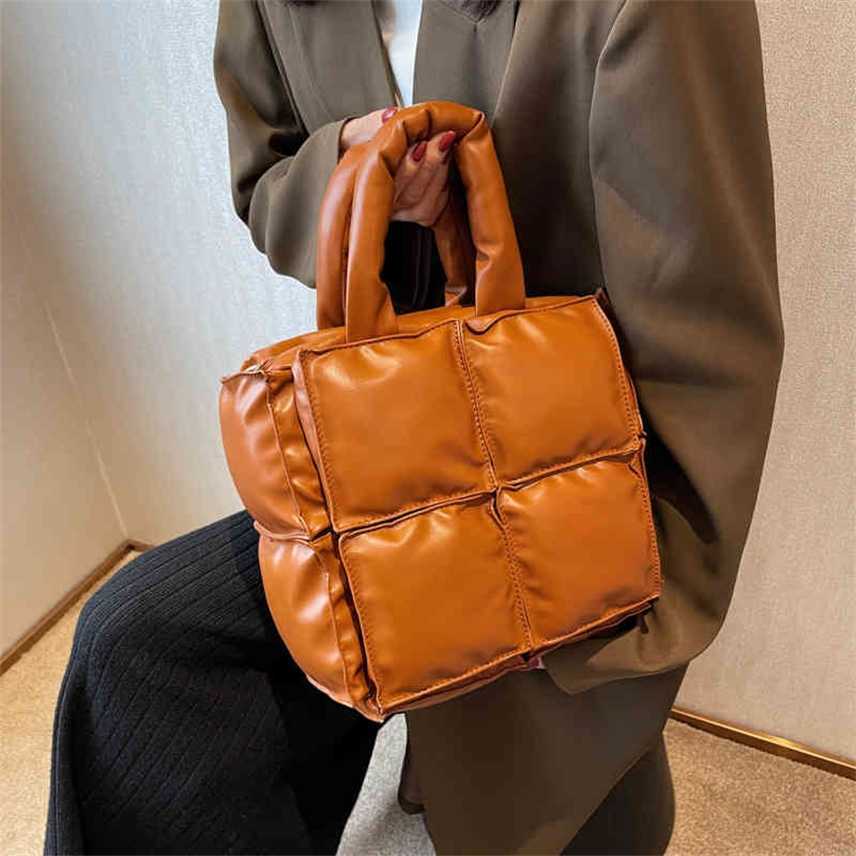 large capacity bags are popular. Women's 2022 new winter high-class casual Portable sling one Shoulder Messenger Bag Handbags, Black
large capacity bags are popular. Women's 2022 new winter high-class casual Portable sling one Shoulder Messenger Bag Handbags, Black