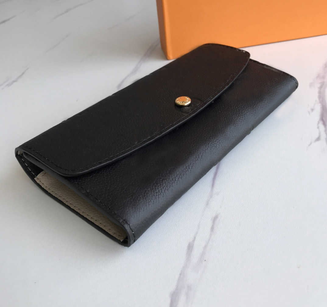 Wallets 2022 Fashion Designers Zippy WALLET Mens Womens leather Zipper Flowers Letters Coin Purse Handbags long Card Holdertrendy, Embossed monograms
Wallets 2022 Fashion Designers Zippy WALLET Mens Womens leather Zipper Flowers Letters Coin Purse Handbags long Card Holdertrendy, Embossed monograms