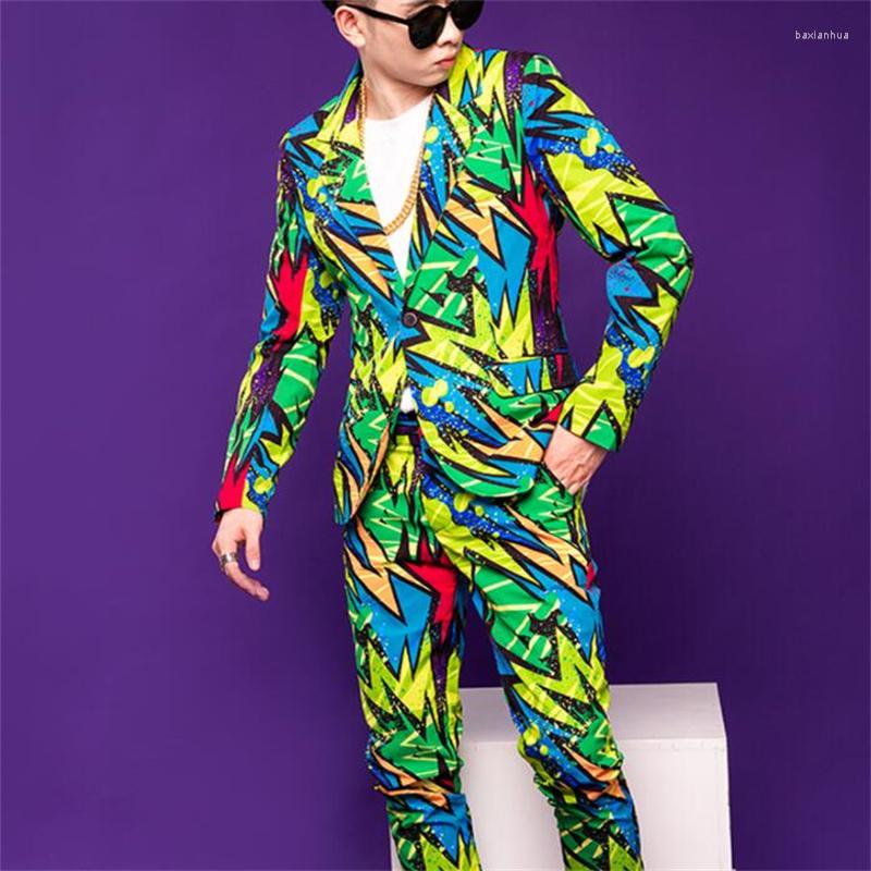 Men's Suits Original Suit Mens Blazer Jakcets Cool Graffiti Print Trendy Short Coats Nightclub Hairdresser Costumes Hommes Abiti Da Cerimoni, Green
Men's Suits Original Suit Mens Blazer Jakcets Cool Graffiti Print Trendy Short Coats Nightclub Hairdresser Costumes Hommes Abiti Da Cerimoni, Green
