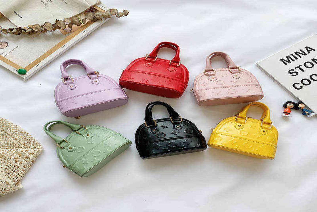 Kids Children Shell Handbag PU Leather Baby Girl Shaped Slant Cross Messenger Bag Mini Cute Zero Wallet Purses Dinner Party Bags 25791917, Mix design or list
Kids Children Shell Handbag PU Leather Baby Girl Shaped Slant Cross Messenger Bag Mini Cute Zero Wallet Purses Dinner Party Bags 25791917, Mix design or list