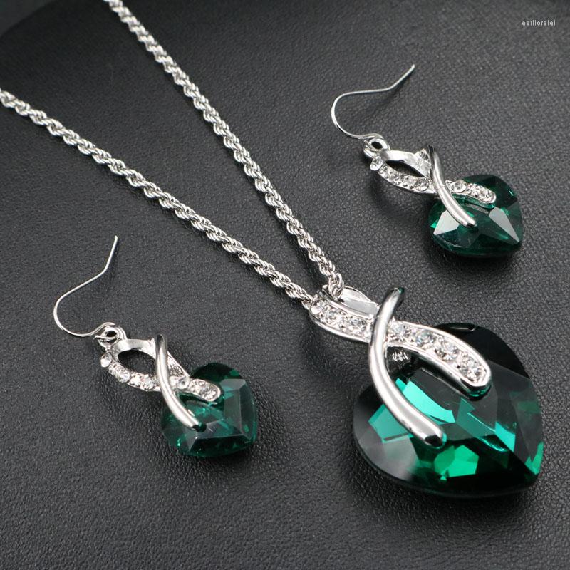Necklace Earrings Set Fashion Women Bridal Jewelry Silver Plated Green Heart Crystal Pendant Wedding Party Accessories, Picture shown
Necklace Earrings Set Fashion Women Bridal Jewelry Silver Plated Green Heart Crystal Pendant Wedding Party Accessories, Picture shown