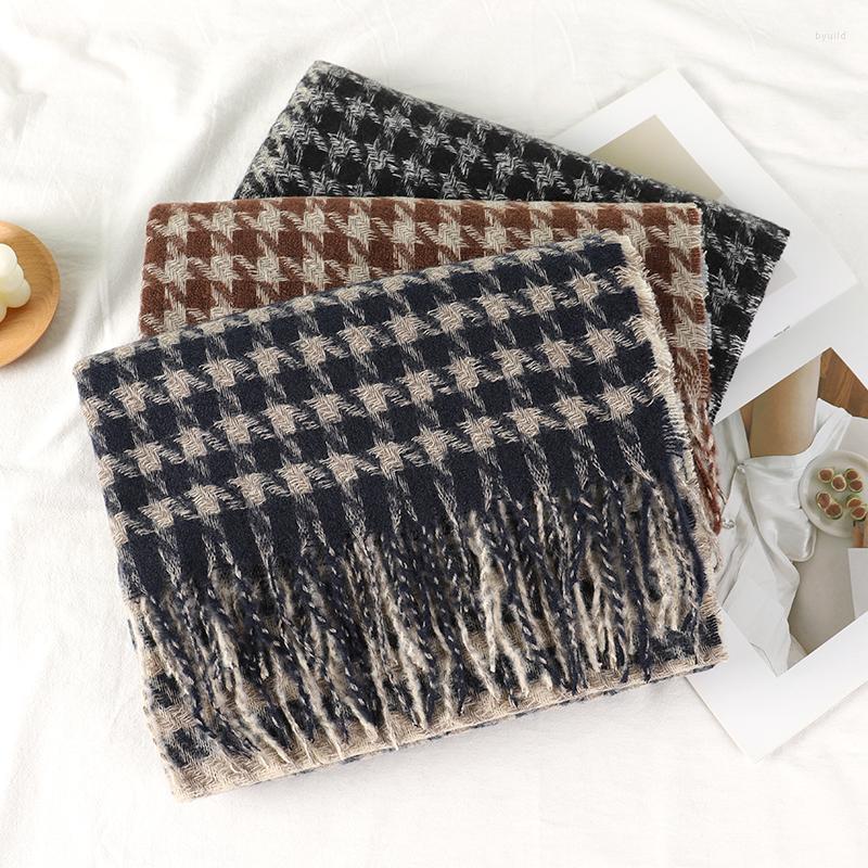 Scarves Vintage Women Fashion Plaid Scarf Winter Woman Designer Ladies Warmth Snood Gift Luxury
Scarves Vintage Women Fashion Plaid Scarf Winter Woman Designer Ladies Warmth Snood Gift Luxury