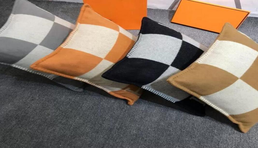 WOOL Designer Cushion Living Room Ins Pillow Cushions Home Sofa Decoration Luxury Horse Pillows 4545cm2398184, Without pillow core
WOOL Designer Cushion Living Room Ins Pillow Cushions Home Sofa Decoration Luxury Horse Pillows 4545cm2398184, Without pillow core