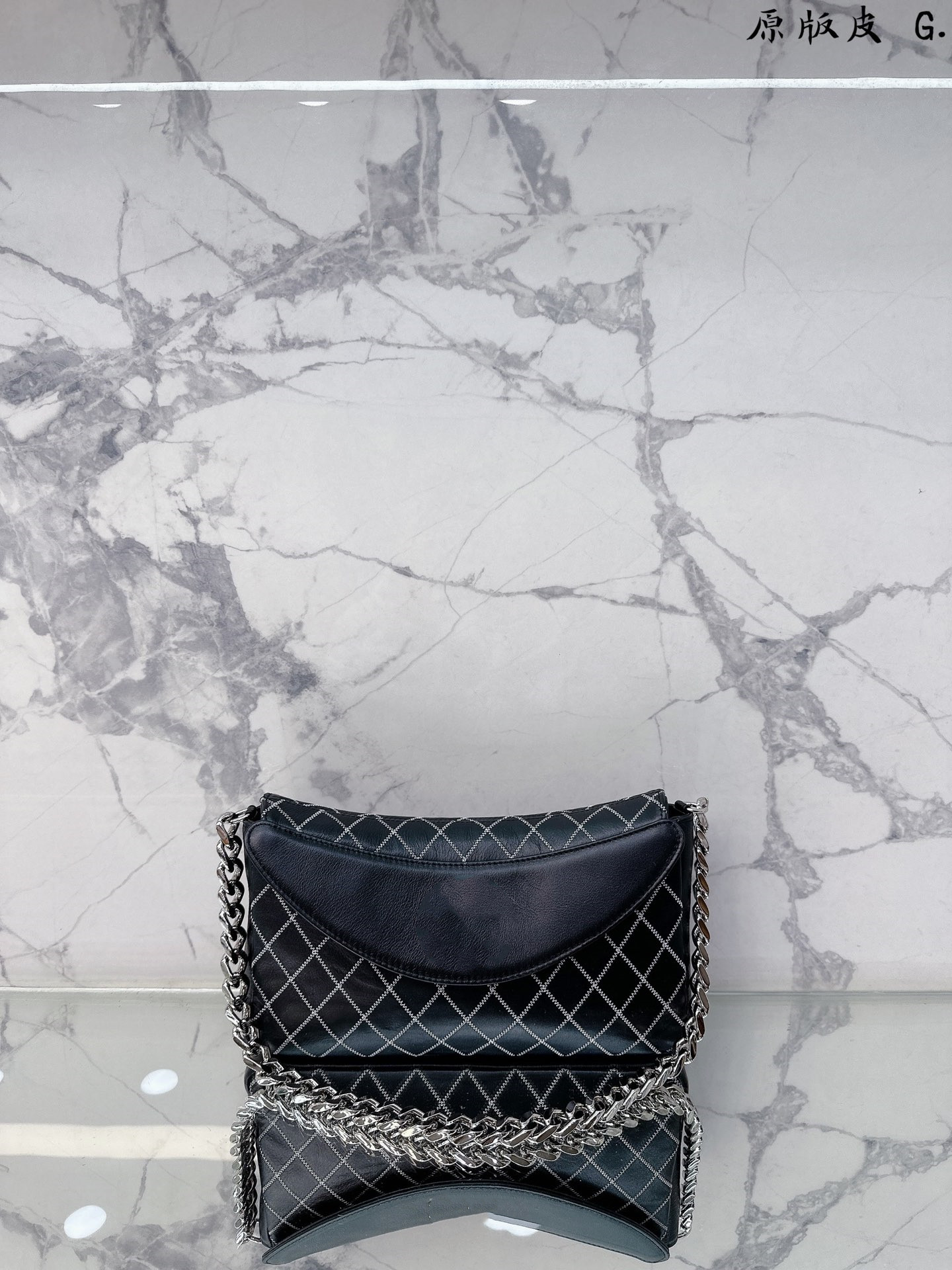 Top Quality Designer Bags Women's Genuine Leather Chain bag Underarm Bag Shoulder Bag, Black
Top Quality Designer Bags Women's Genuine Leather Chain bag Underarm Bag Shoulder Bag, Black