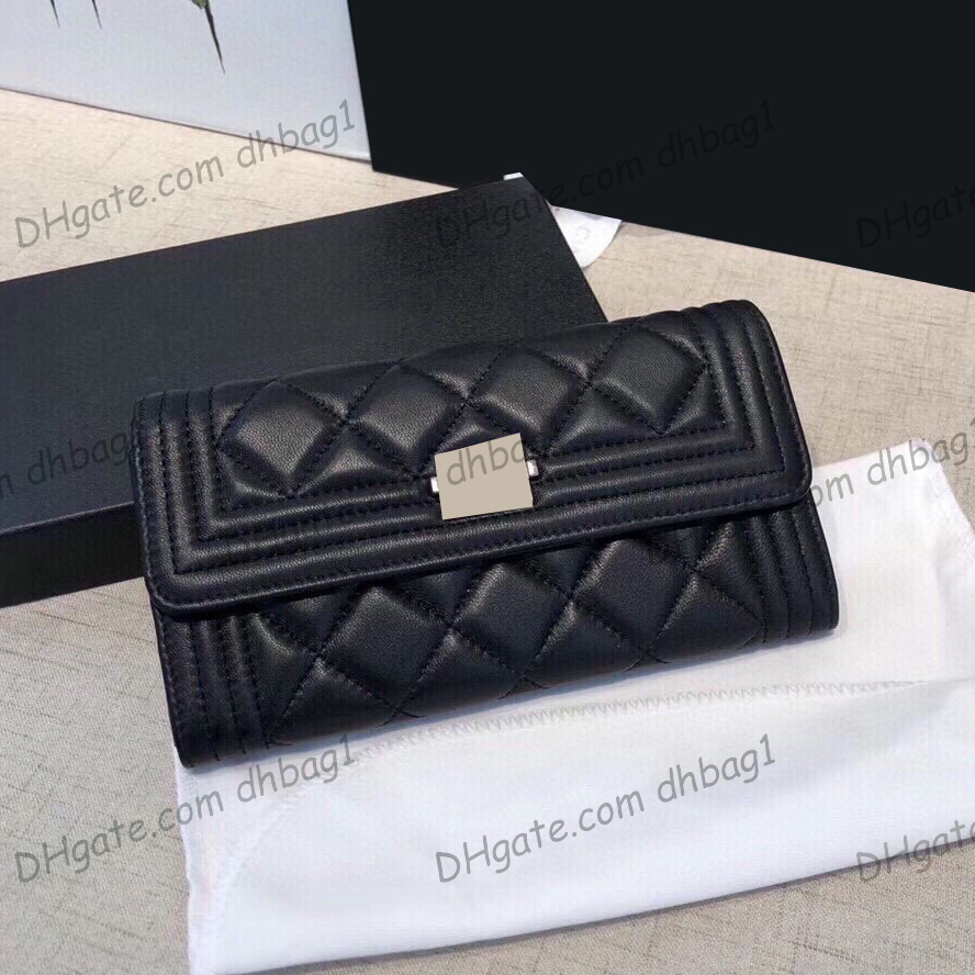 Womens Timeless Boy Bifold Quilted Lambskin Wallet Bags Card Holder Multi Pochette Genuine leather Aged Silver Metal Hardware Coin Clutch Designer Purse 19x10cm, Box
Womens Timeless Boy Bifold Quilted Lambskin Wallet Bags Card Holder Multi Pochette Genuine leather Aged Silver Metal Hardware Coin Clutch Designer Purse 19x10cm, Box