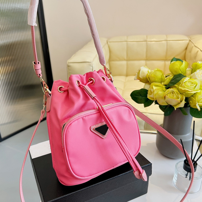 Drawstring Bucket Bags designer bags crossbody tote bag woman nylon handbags luxury handbag purse cross body totes fashion Triangle 5A, Contact seller
Drawstring Bucket Bags designer bags crossbody tote bag woman nylon handbags luxury handbag purse cross body totes fashion Triangle 5A, Contact seller