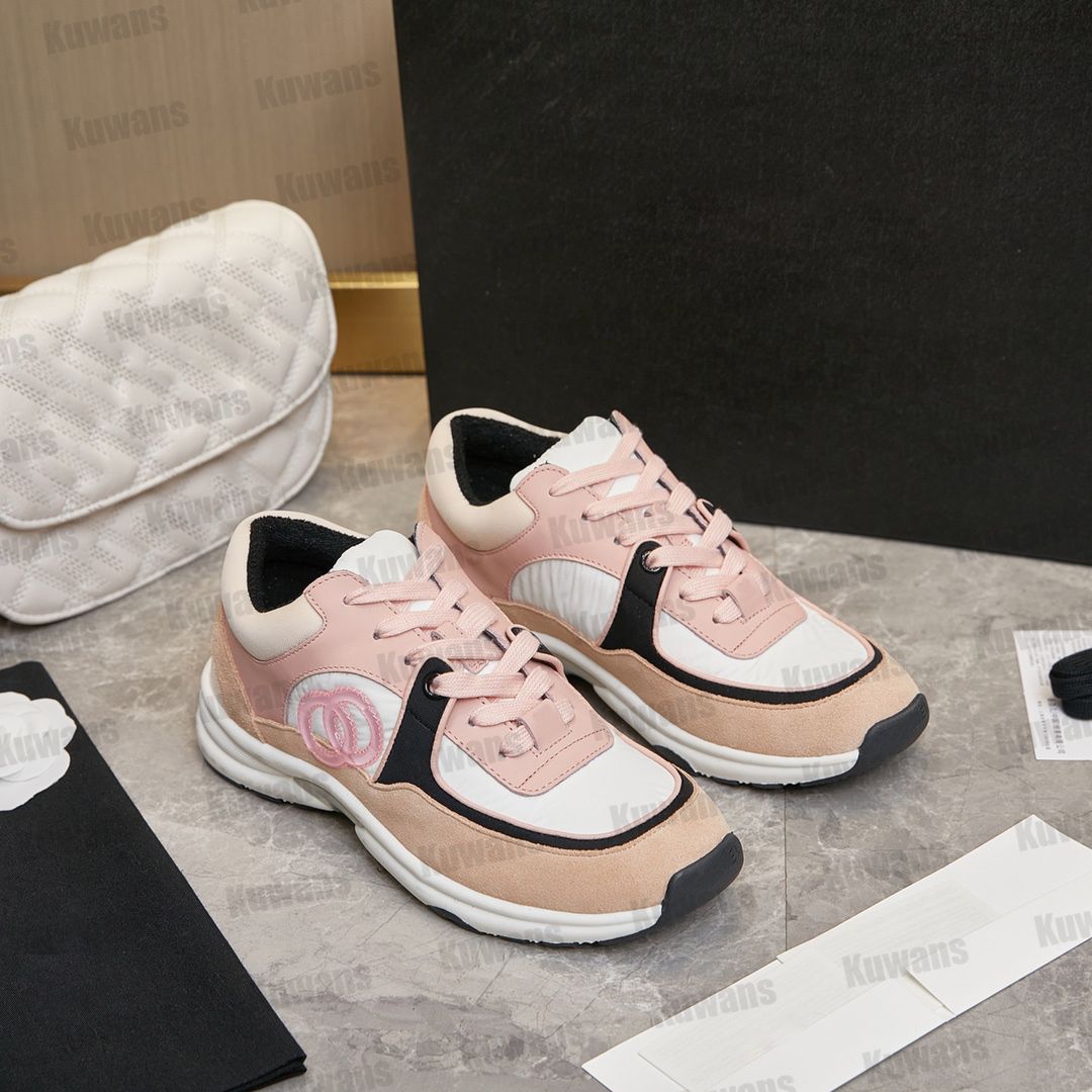 Women Luxury Shoes OP24 Suede Reflective Sneakers Designer Trainers Genuine Leather Fabric Suede Runner Winter Fall Sneaker, Customize
Women Luxury Shoes OP24 Suede Reflective Sneakers Designer Trainers Genuine Leather Fabric Suede Runner Winter Fall Sneaker, Customize