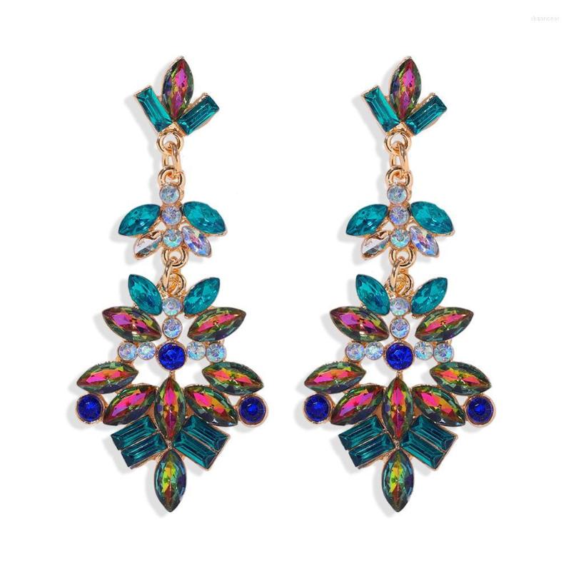 Stud Earrings BK Fine Jewelry Colorful Charm Crystal Rhinestone Geometric Flower Style Dangle Women Exquisite
Stud Earrings BK Fine Jewelry Colorful Charm Crystal Rhinestone Geometric Flower Style Dangle Women Exquisite