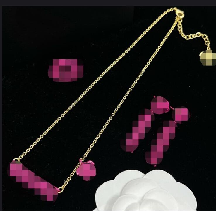 NEW Fashion Basilisk Medusa resin Necklace Pendants Bracelet Stud Earring Sets Brass colour enamel plating Ladies Designer Jewelry gifts MS12 -- 04, Such as picture color
NEW Fashion Basilisk Medusa resin Necklace Pendants Bracelet Stud Earring Sets Brass colour enamel plating Ladies Designer Jewelry gifts MS12 -- 04, Such as picture color