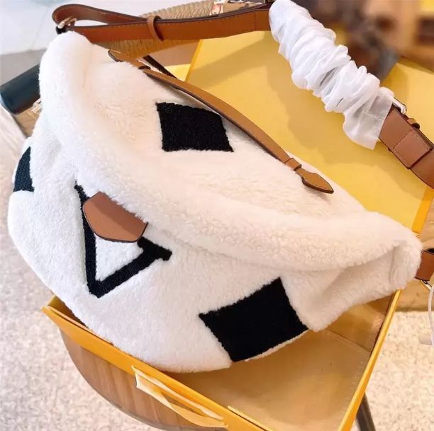 Pockets Down canvas bag Shoulder Bags Designer bags feminina Coin Wallet femme luxe, Not sending products
Pockets Down canvas bag Shoulder Bags Designer bags feminina Coin Wallet femme luxe, Not sending products