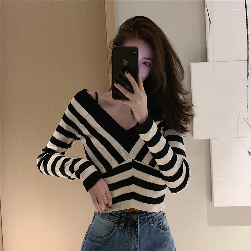 Women's Sweaters Autumn Korean Version Slim V-neck Top Female Hollow Stripe Ice Silk Long Sleeve Bottom High Waist Knit Thin, Picture shown
Women's Sweaters Autumn Korean Version Slim V-neck Top Female Hollow Stripe Ice Silk Long Sleeve Bottom High Waist Knit Thin, Picture shown
