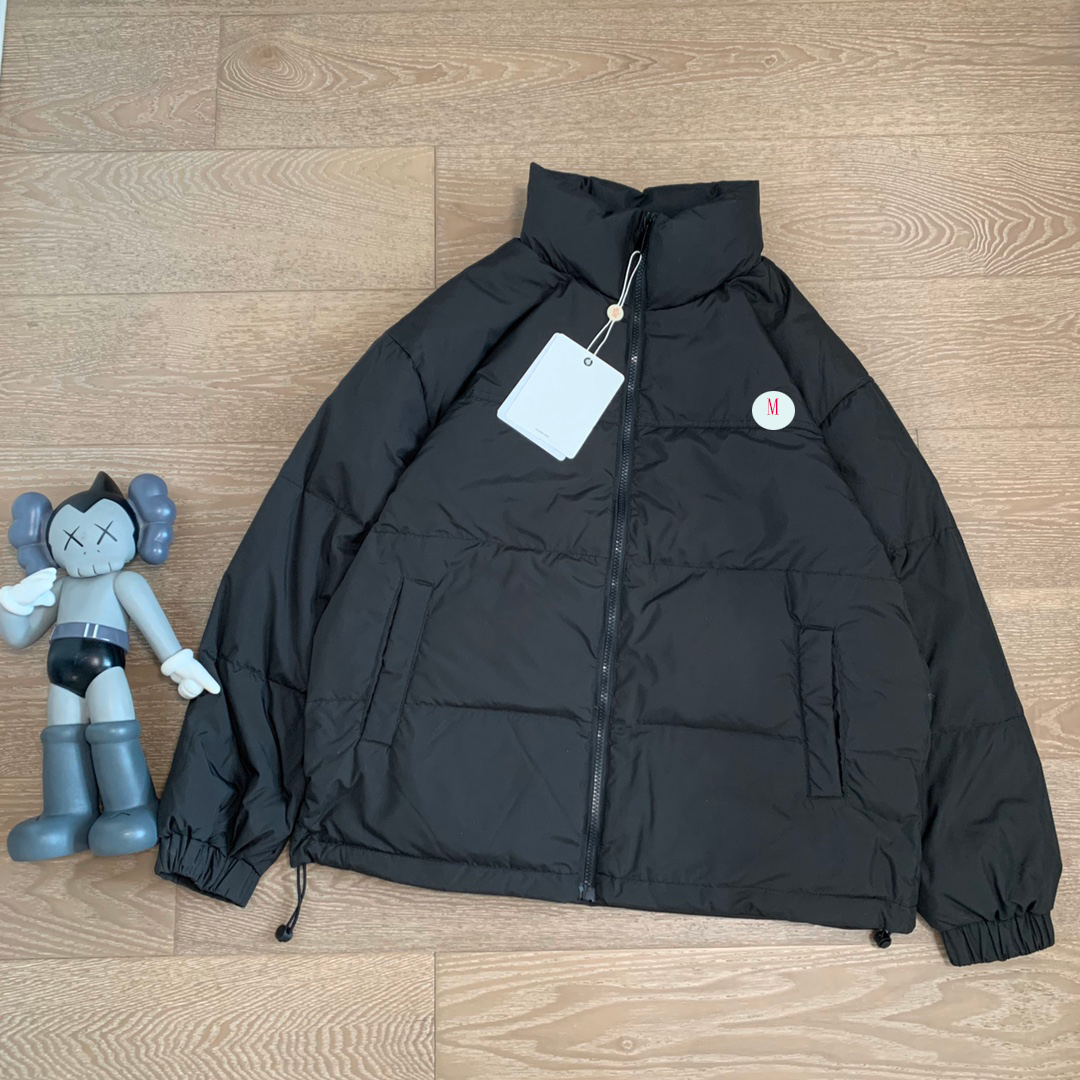 Monc Puffer Down Jackets Parkas Mens Womens Designers Coats Homme Winter Couples Sweatshirts Outerwear White Duck Downs Content 90% Parkas
Monc Puffer Down Jackets Parkas Mens Womens Designers Coats Homme Winter Couples Sweatshirts Outerwear White Duck Downs Content 90% Parkas