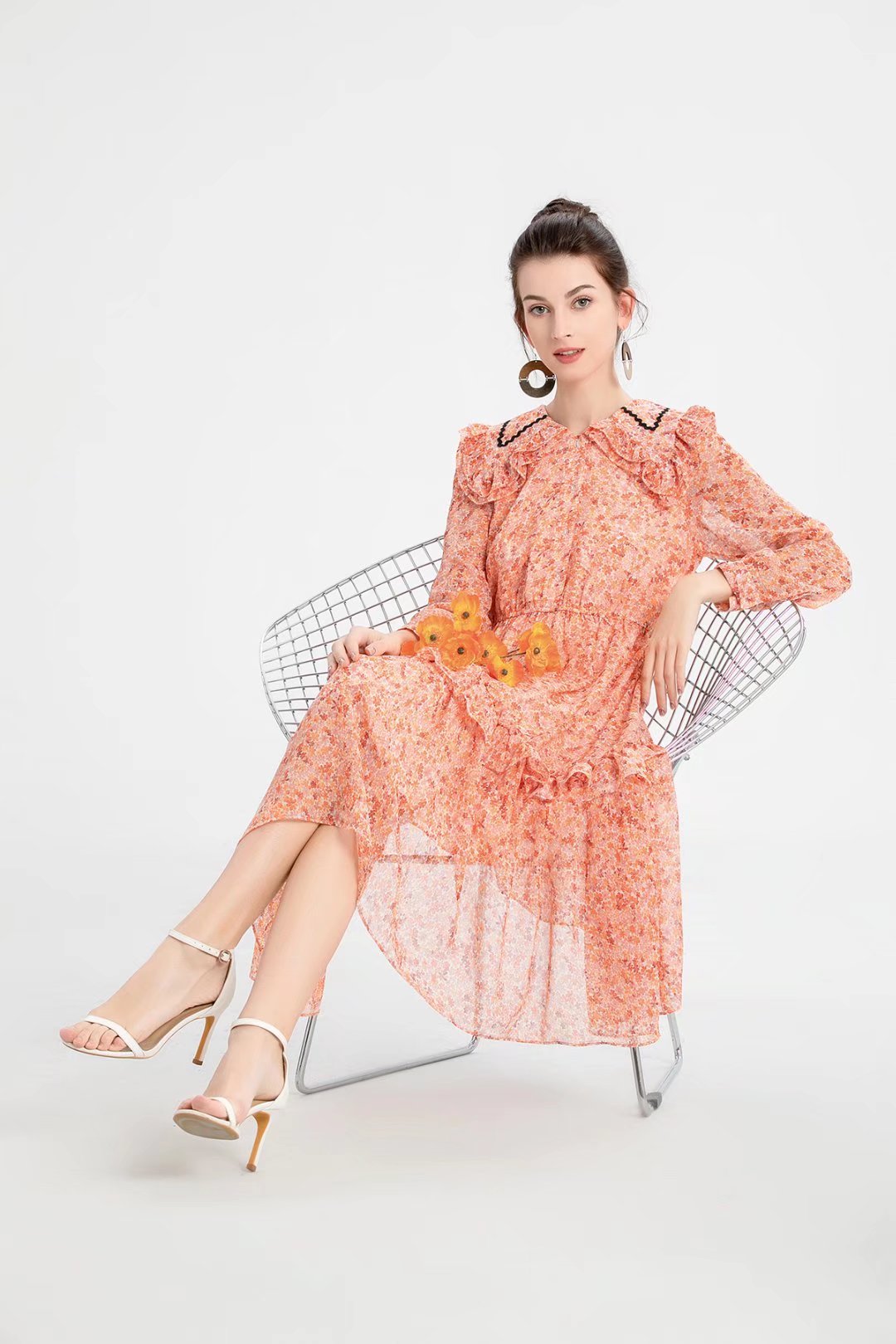 Dresses Spring and summer 2022 women's large lapel and broken lace splicing elastic waist long sleeve temperament commuter chiffon fishtail dress, Customize 
Dresses Spring and summer 2022 women's large lapel and broken lace splicing elastic waist long sleeve temperament commuter chiffon fishtail dress, Customize