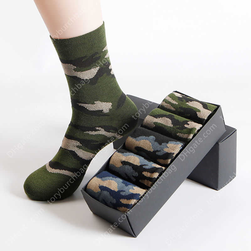Autumn and Winter Thick Men's Long Cotton Medium Tube Large Size Camouflage Socks, Blackgreen
Autumn and Winter Thick Men's Long Cotton Medium Tube Large Size Camouflage Socks, Blackgreen