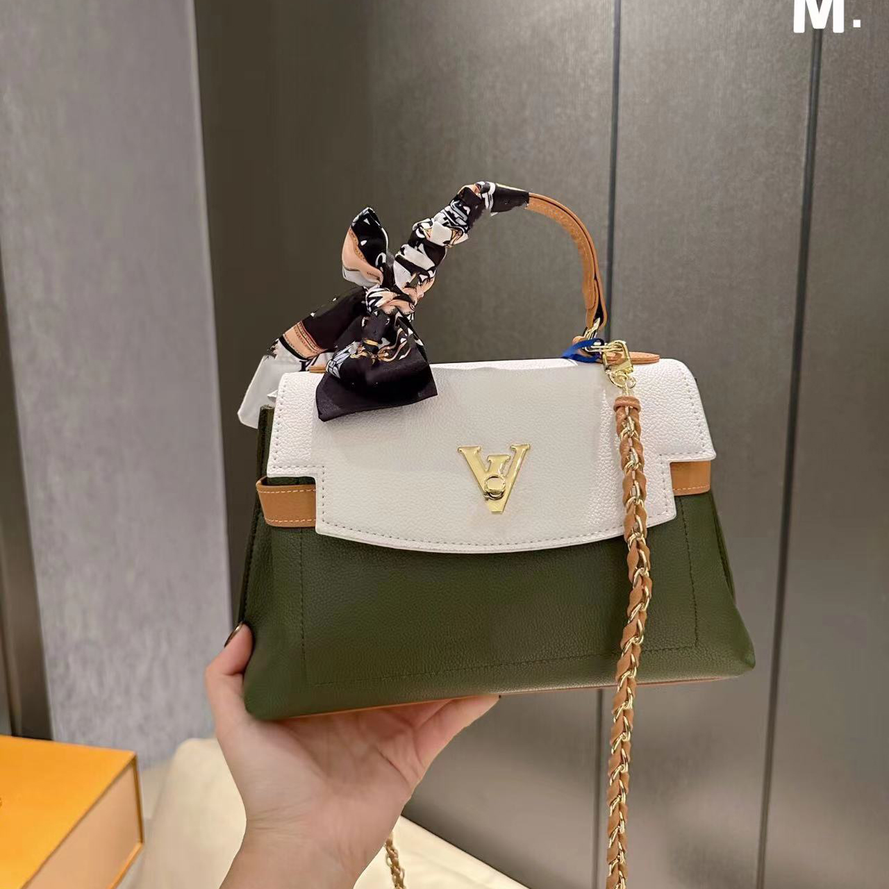 Fashion 7ABrand Designer Garden Tote Shopping Bag Cool luxurious Shoulder Handbags Practical Large Capacity Women Coin Purse Soft Leather Totes For Women bags, Customize
Fashion 7ABrand Designer Garden Tote Shopping Bag Cool luxurious Shoulder Handbags Practical Large Capacity Women Coin Purse Soft Leather Totes For Women bags, Customize
